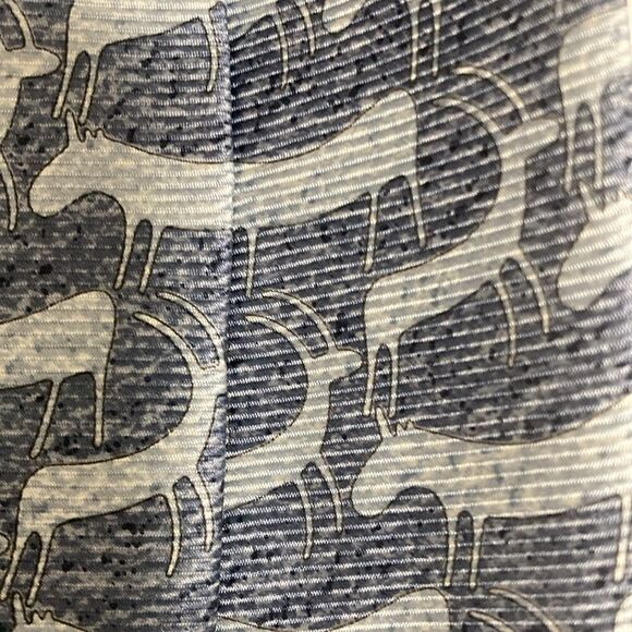 Bvlgari Silk Blue Pattern Multifold Tie. - Picture 8 of 8